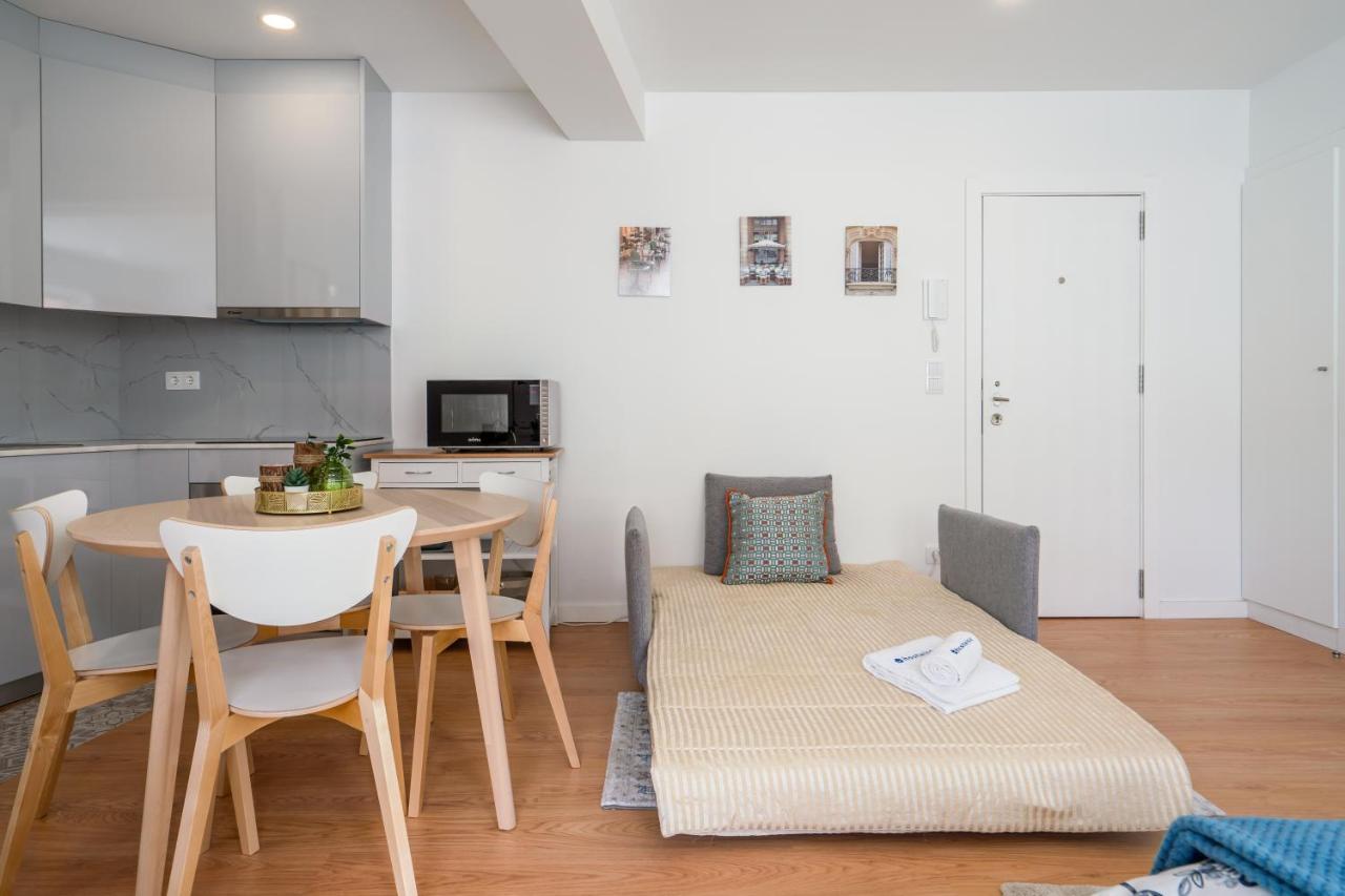 Апартаменты Host Wise - Comfy Sunny Flat - Prime Location Порту Экстерьер фото