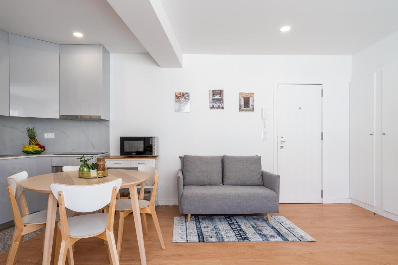 Апартаменты Host Wise - Comfy Sunny Flat - Prime Location Порту Экстерьер фото
